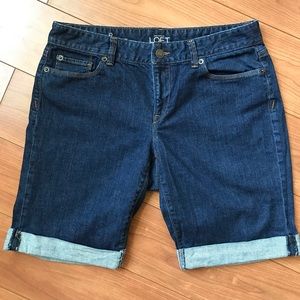 Ann Taylor LOFT Cuffed High Rose Bermuda Shorts